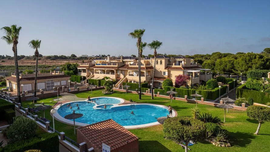 72m² penthouse for sale, Mil Palmeras, Spain No. 3206 № 6