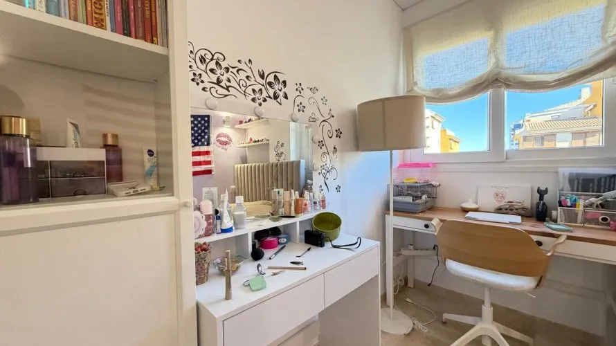 3 bedrooms apartment for sale, Torrevieja, Spain No. 3399 № 1