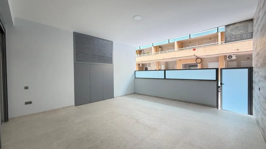 2 bedrooms apartment for sale, Torrevieja, Spain No. 3431 № 22