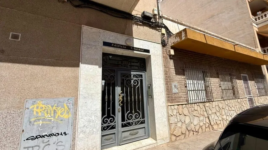 1 bedroom apartment for sale, Torrevieja, Spain No. 3344 № 2