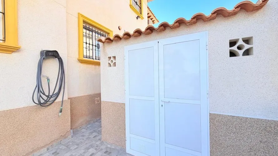 2 bedrooms house for sale, Campoamor, Spain No. 3293 № 17