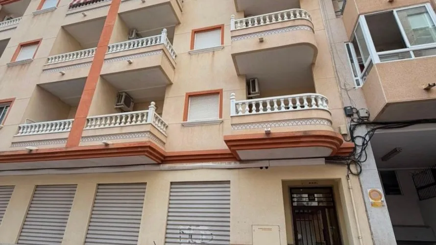 1 bedroom apartment for sale, Torrevieja, Spain No. 3425 № 23