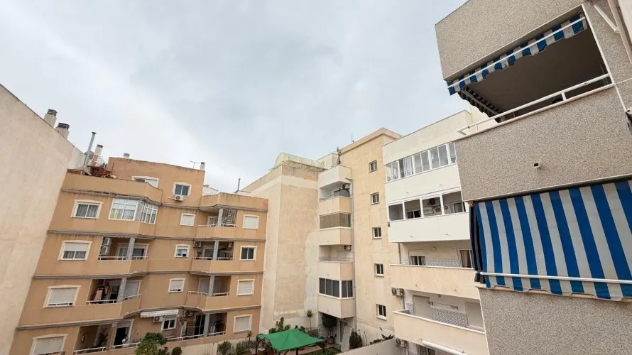 2 bedrooms apartment for sale, Torrevieja, Spain No. 3407 № 6