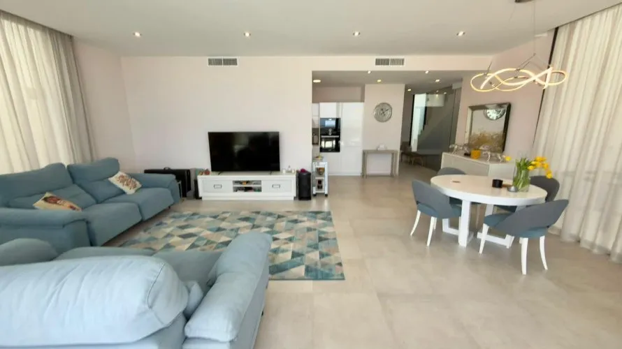 4 bedrooms villa for sale, Calpe, Spain No. 3295 № 7