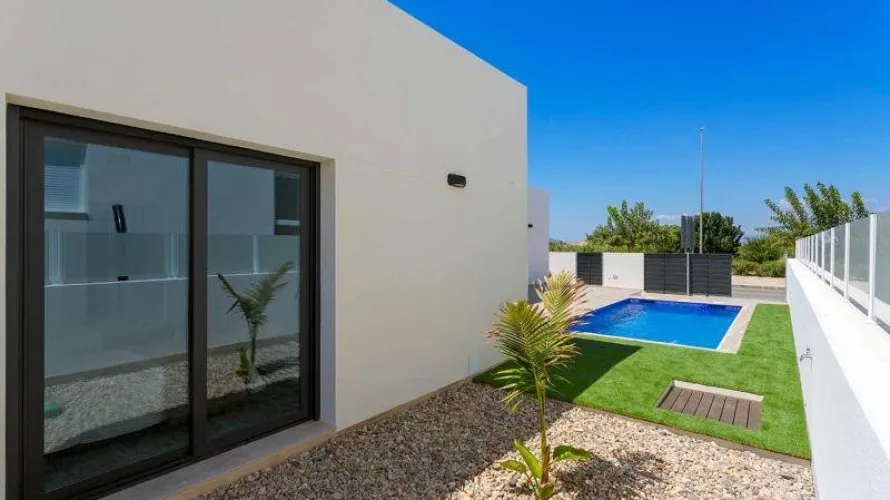 3 bedrooms villa for sale, Daya Nueva, Spain No. 3355 № 25