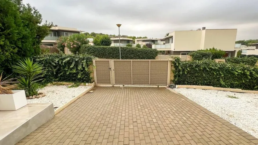 4 bedrooms apartment for sale, Chiva, Spain No. 3356 № 4
