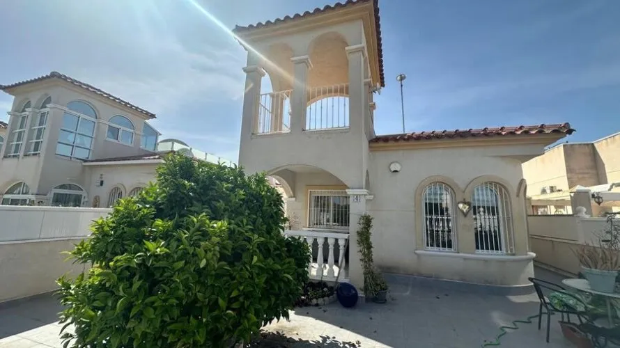 80m² villa for sale, Algorfa, Spain No. 3301 № 24