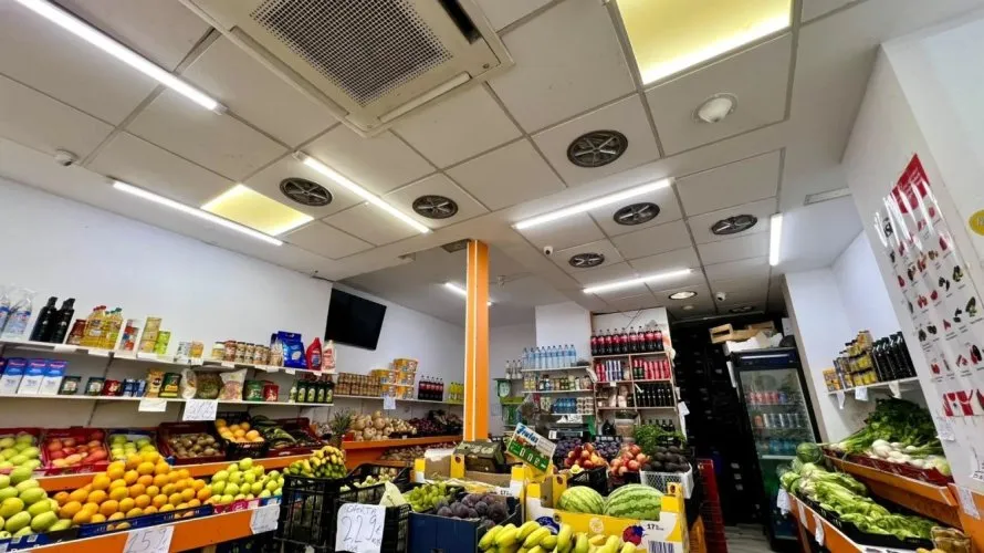 62m² commercial property for sale, Torrevieja, Spain No. 3487 № 5