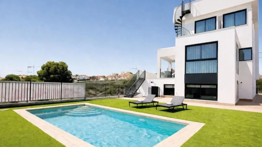 6 bedrooms villa for sale, Algorfa, Spain No. 3472 № 28