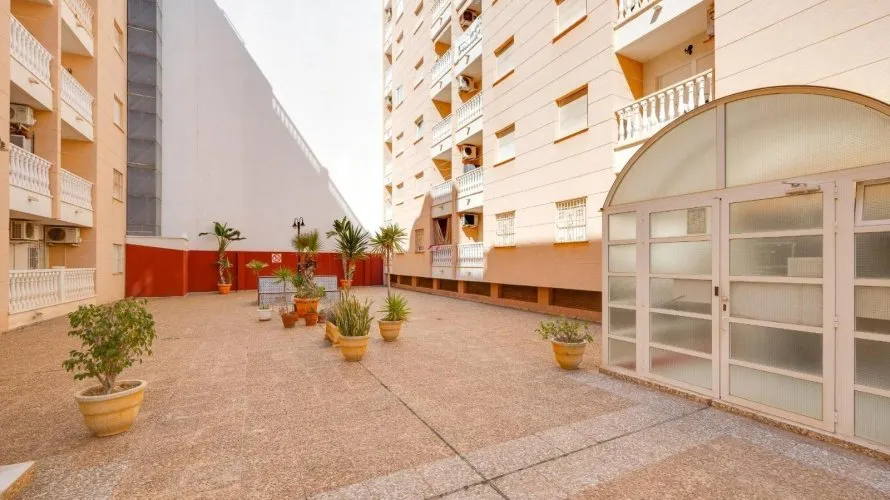 1 bedroom apartment for sale, Torrevieja, Spain No. 3297 № 6