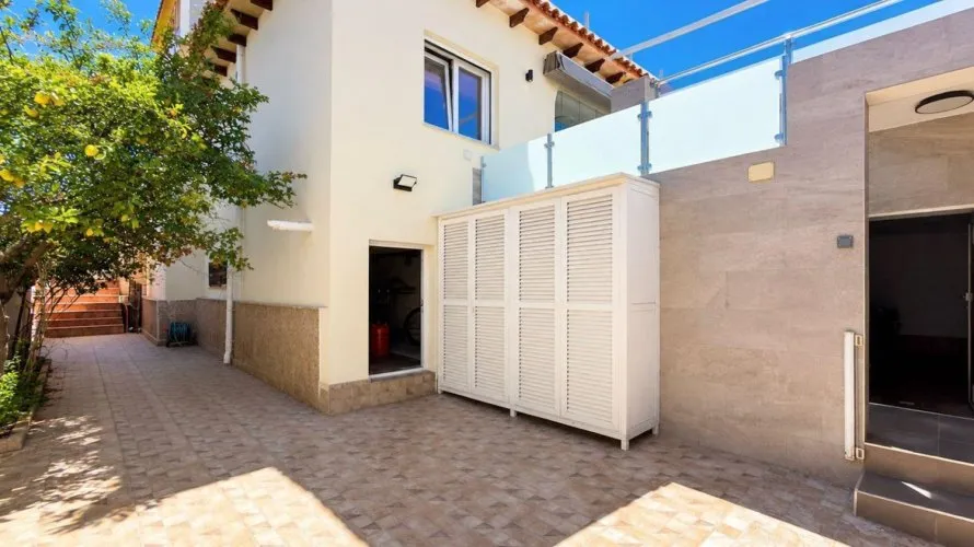 5 bedrooms house for sale, Los Balcones, Spain No. 3448 № 12