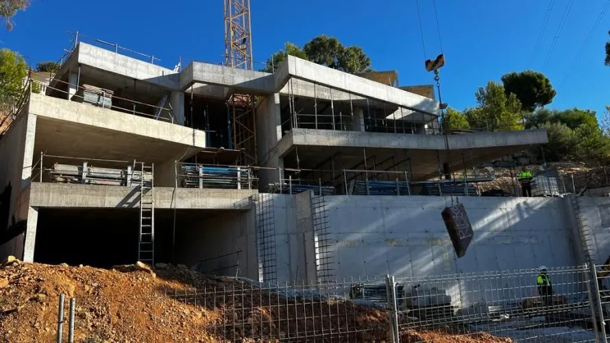 547m² villa for sale, Altea, Spain No. 3326 № 1