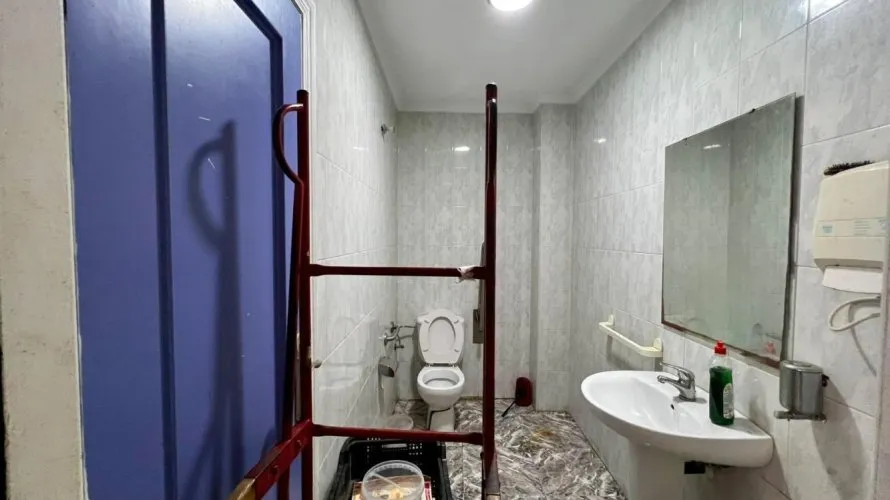 62m² commercial property for sale, Torrevieja, Spain No. 3487
