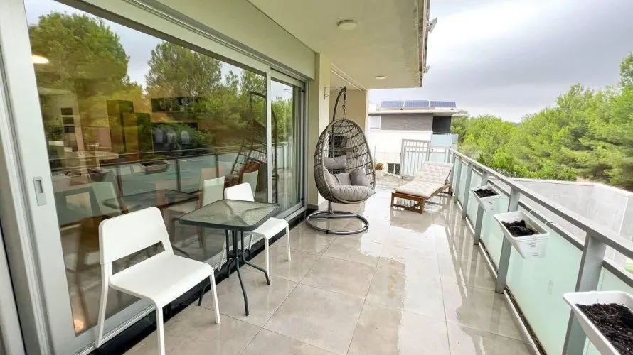 4 bedrooms apartment for sale, Chiva, Spain No. 3356 № 10