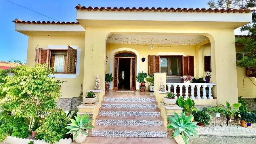3 bedrooms villa for sale, Daya Vieja, Spain No. 3321 № 28