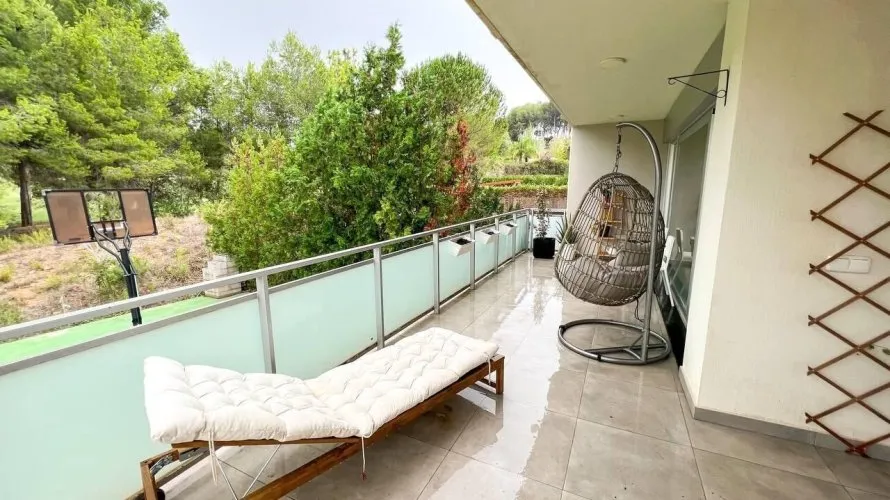 4 bedrooms apartment for sale, Chiva, Spain No. 3356 № 8