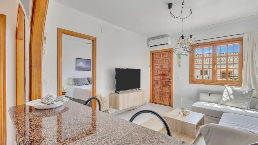 55m² apartment for sale, Torrevieja, Spain No. 3412 № 10