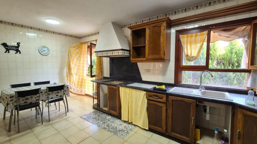 4 bedrooms house for sale, San Juan, Spain No. 3458 № 19