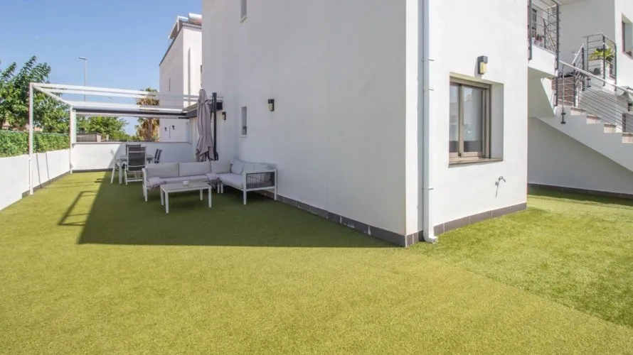 65m² bungalow for sale, Pilar de la Horadada, Spain No. 3613 № 2
