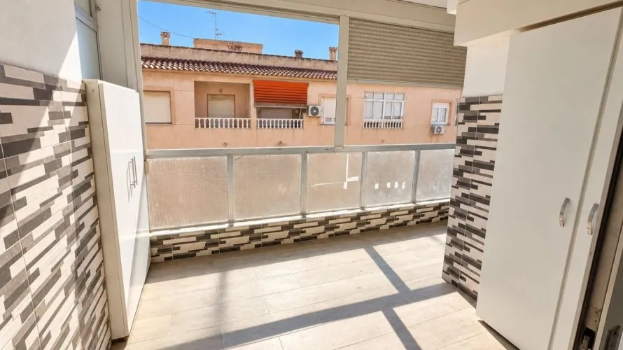 78m² apartment for sale, Torrevieja, Spain No. 3572 № 11