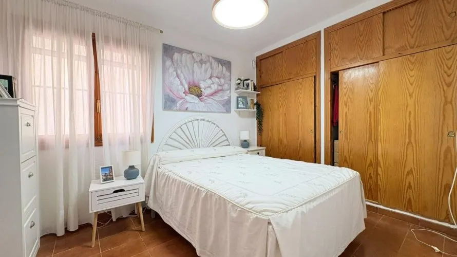 42m² bungalow for sale, Torrevieja, Spain No. 3637 № 2