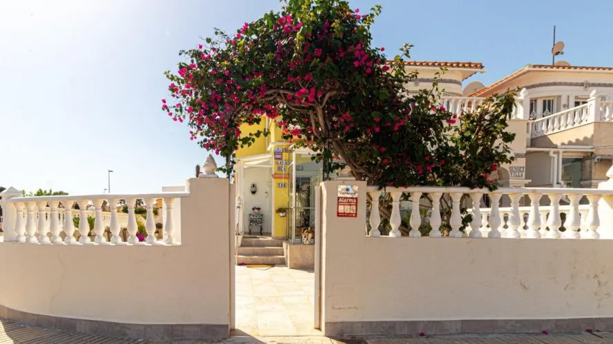 74m² house for sale, Cabo Roig, Spain No. 3612 № 25
