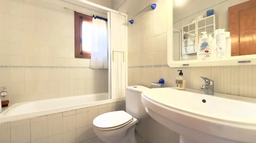 144m² villa for sale, Cabo Roig, Spain No. 3610 № 12