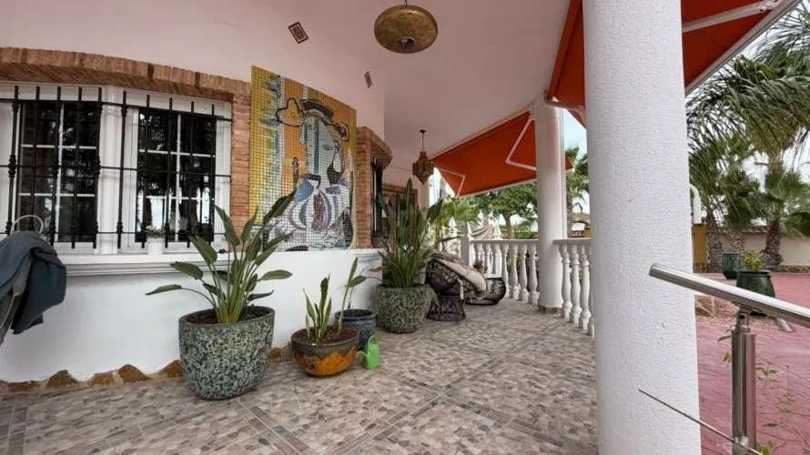 4 bedrooms apartment for sale, Catral, Spain No. 3575 № 22
