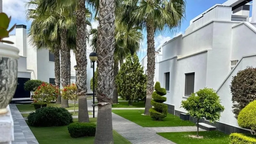 3 bedrooms duplex for sale, La Zenia, Spain No. 3595 № 8