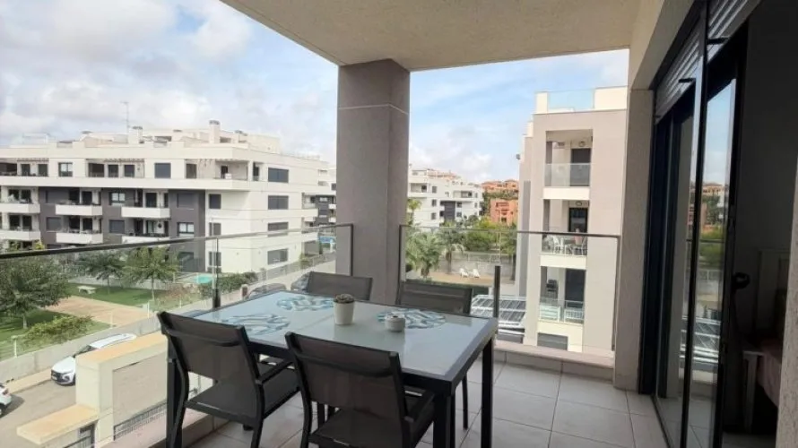 76m² apartment for sale, Villamartin, Spain No. 3596