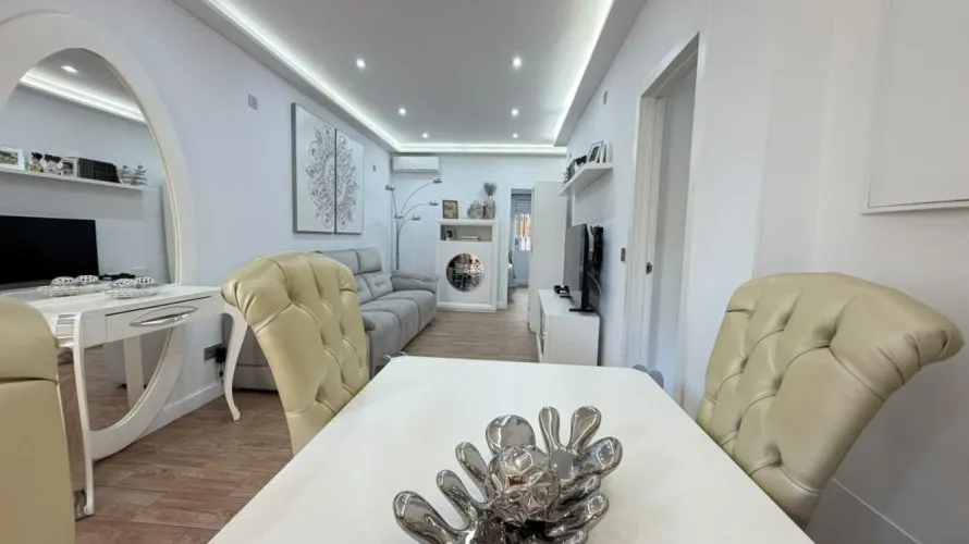 2 bedrooms house for sale, Nueva Torrevieja, Spain No. 3538 № 8