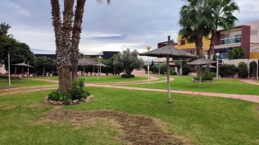 2 bedrooms apartment for sale, Torrevieja, Spain No. 3539 № 1