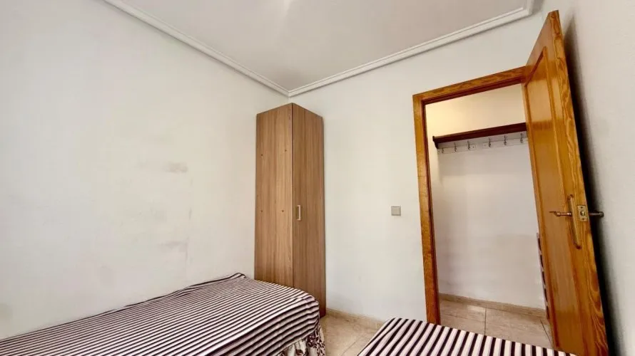 1 bedroom apartment for sale, Torrevieja, Spain No. 3579 № 3