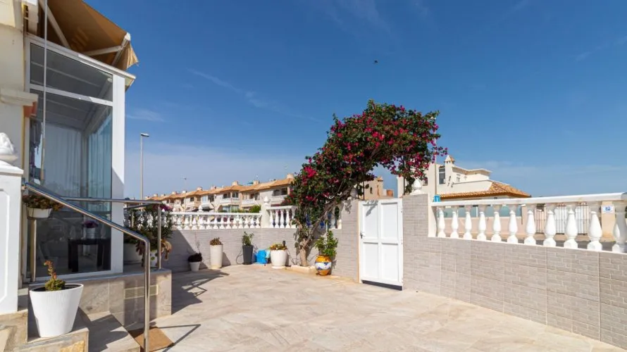 74m² house for sale, Cabo Roig, Spain No. 3612 № 21